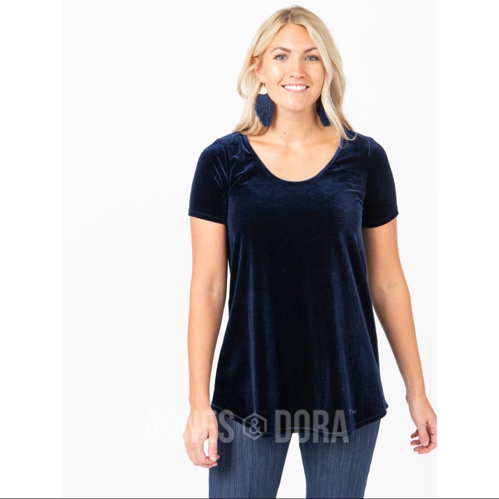 Agnes & Dora Everyday Tee Velvet Deep Navy Hi Lo New With Tags